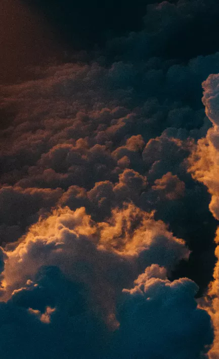 une photo portrait représentant des nuages 